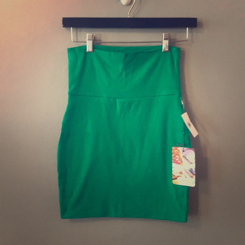 Kelly green mini skirt